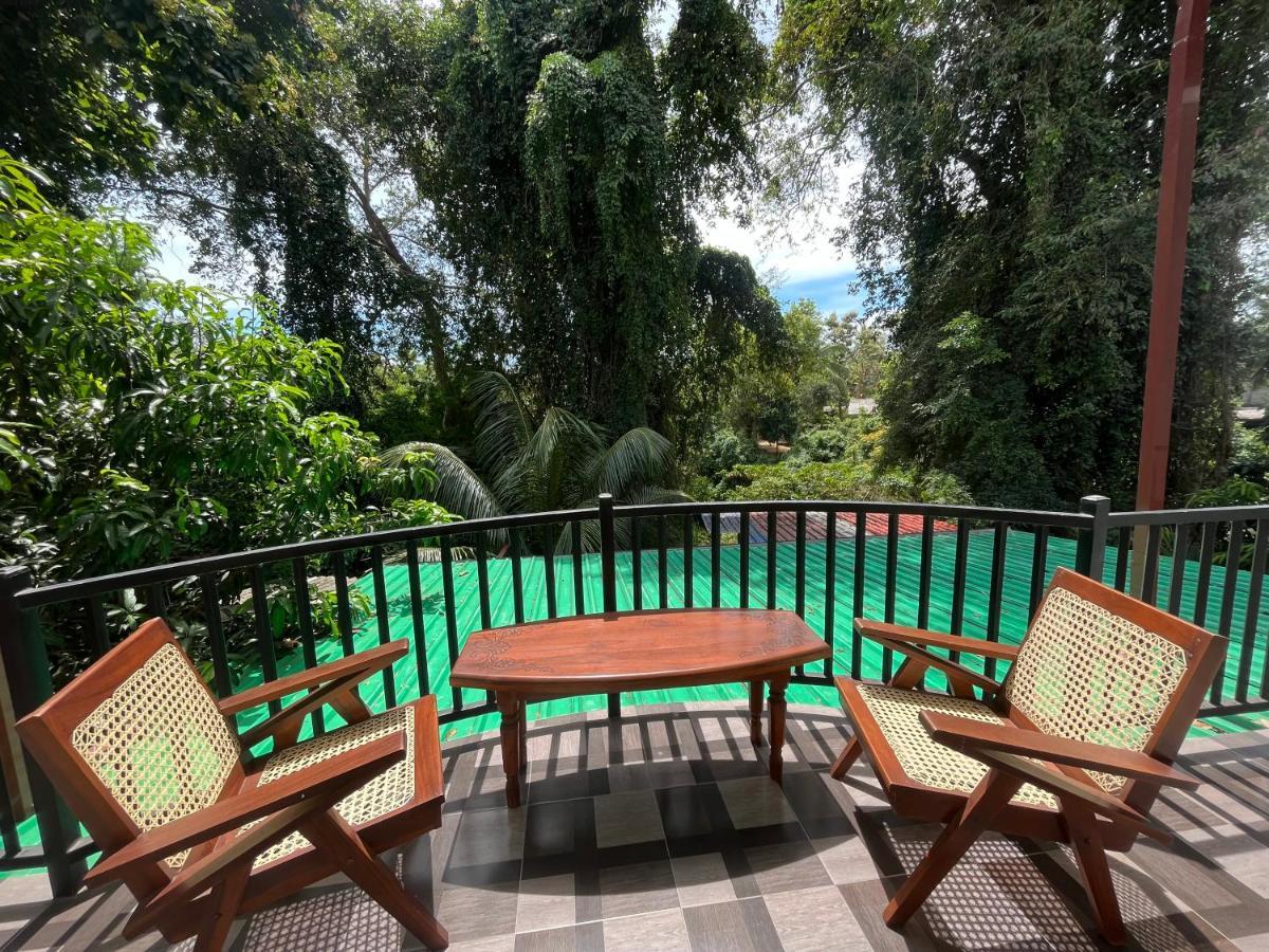Jami River Side Hotel & Yala Safari Place Тиссамахарама Экстерьер фото