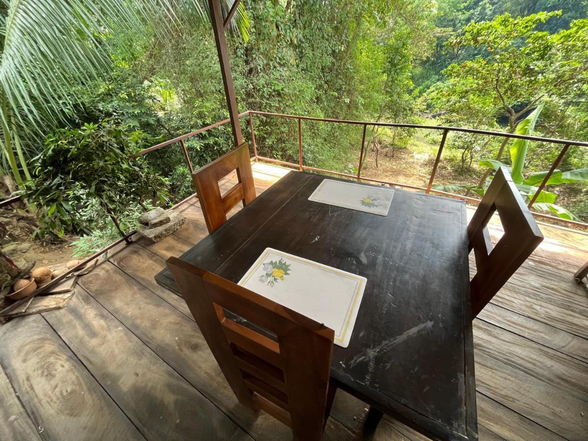 Jami River Side Hotel & Yala Safari Place Тиссамахарама Экстерьер фото